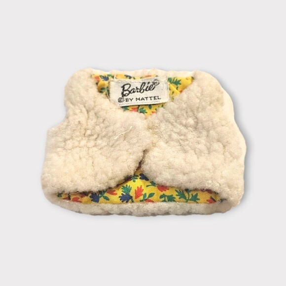 Barbie Important Investment Vest - Picture 1 of 3